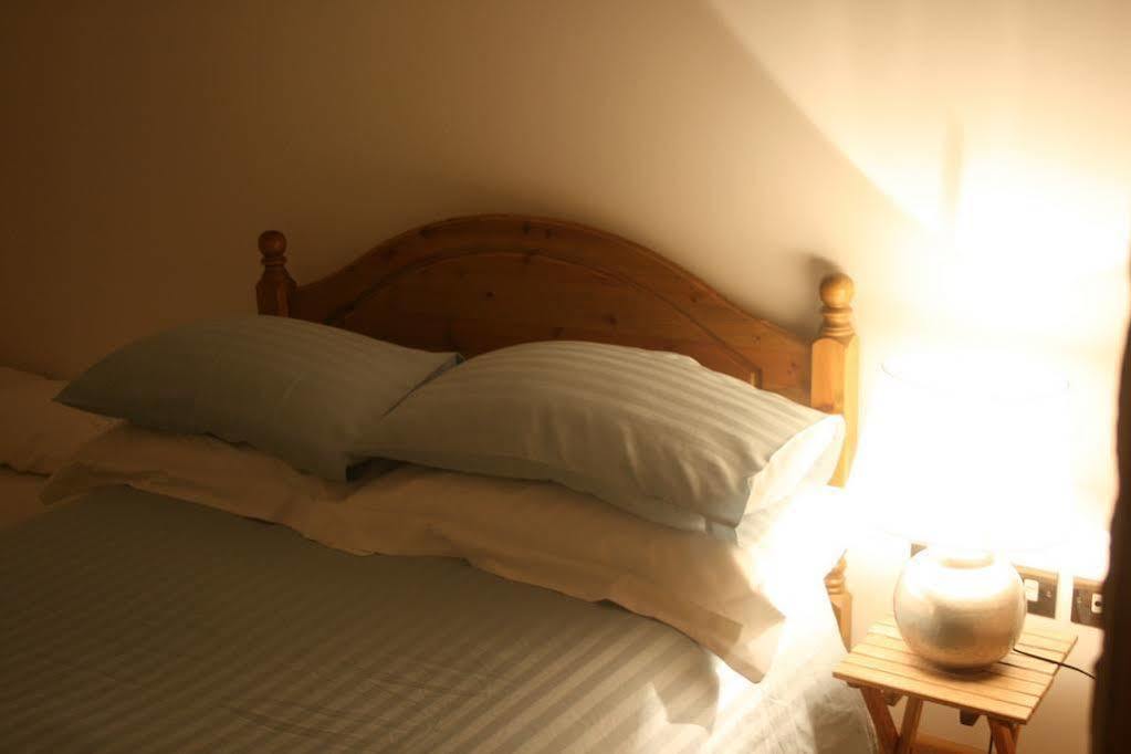 Appletree Cottages Mildenhall Extérieur photo